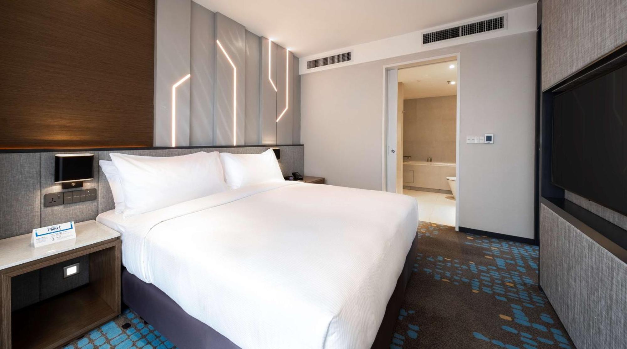 Doubletree By Hilton Shah Alam I-City Eksteriør billede Deluxe Room